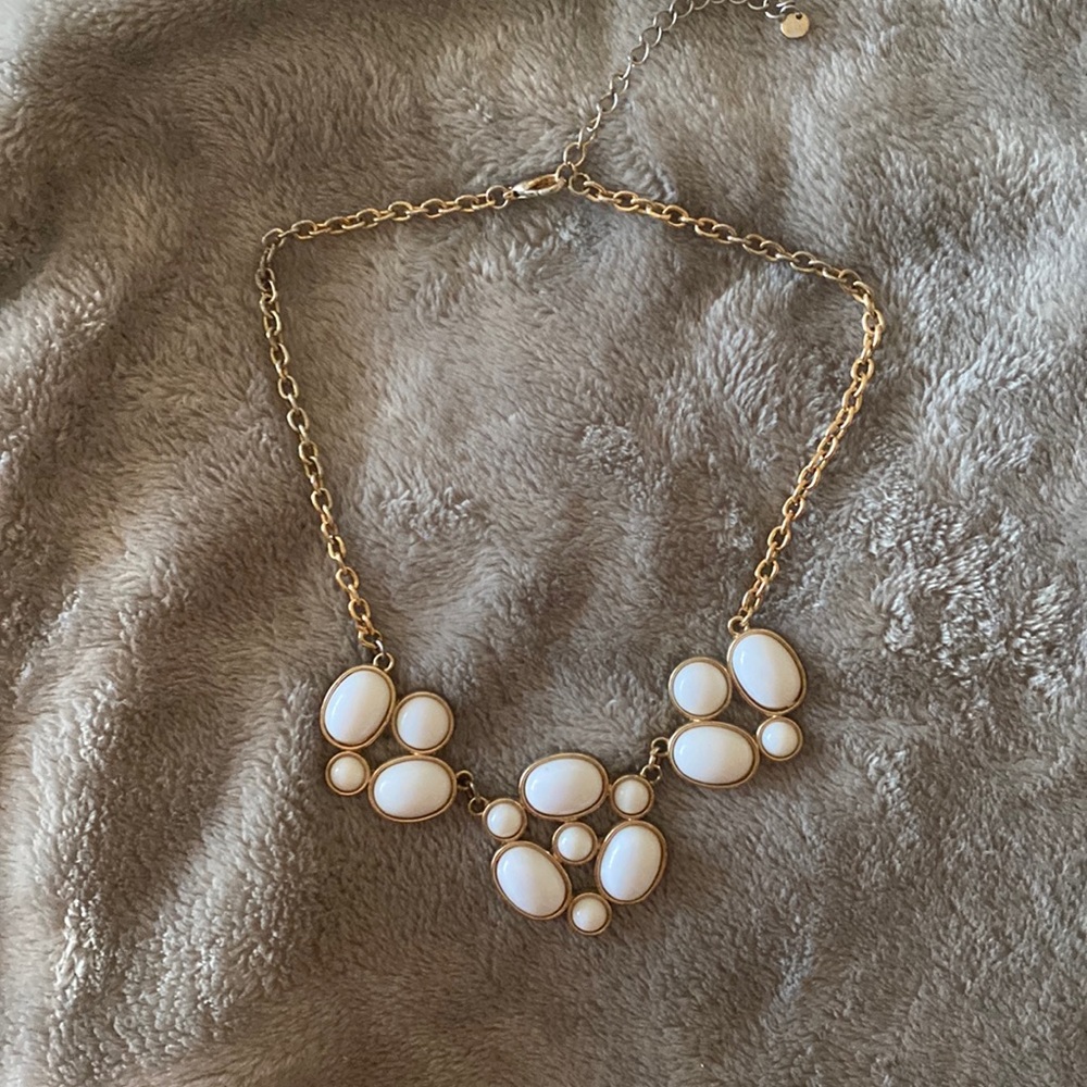 Statement necklace